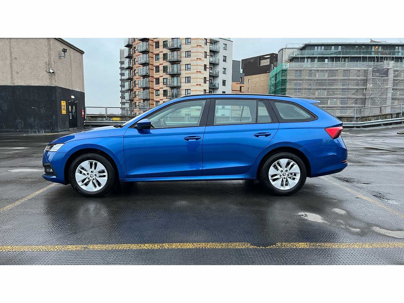 SKODA OCTAVIA Estate SE 1.0 TSI e-TEC 110 PS DSG