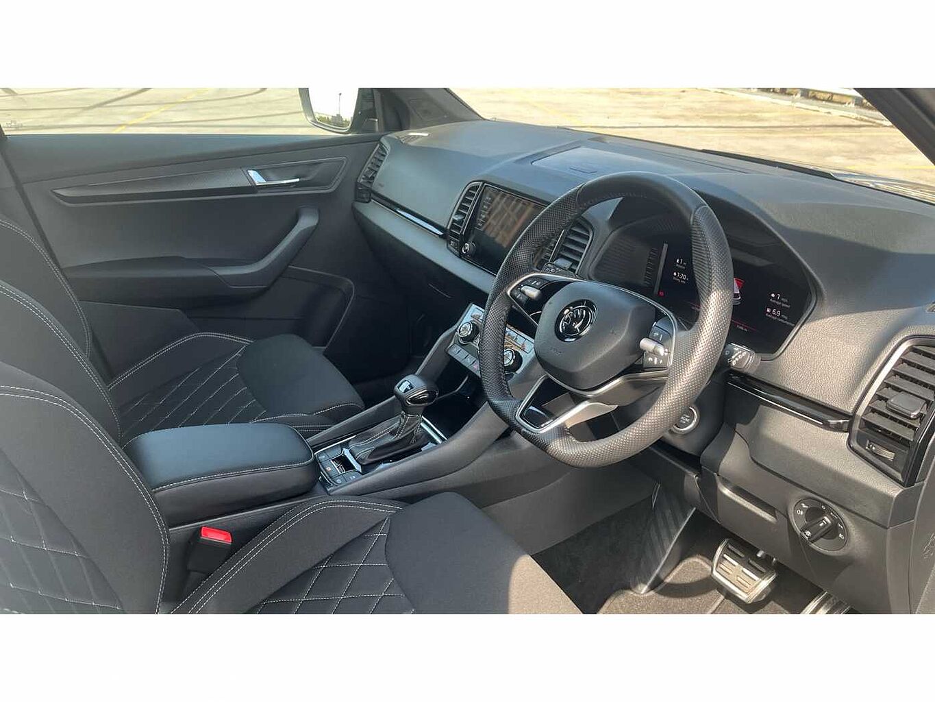 SKODA Karoq SUV 1.5 TSI (150ps) SportLine ACT