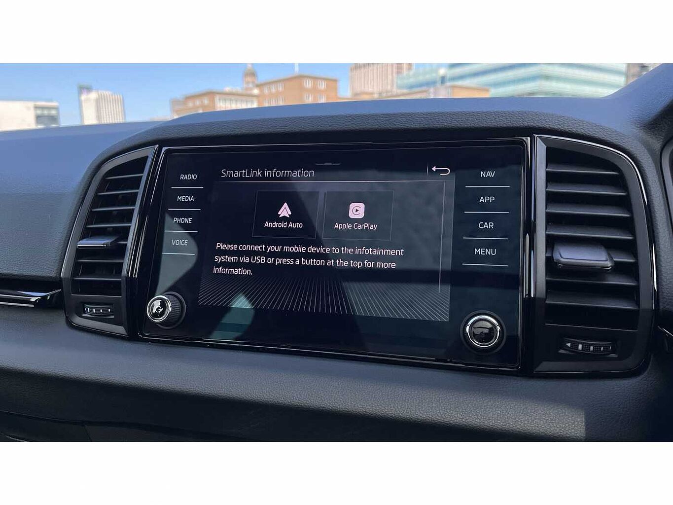 SKODA Karoq SUV 1.5 TSI (150ps) SportLine ACT