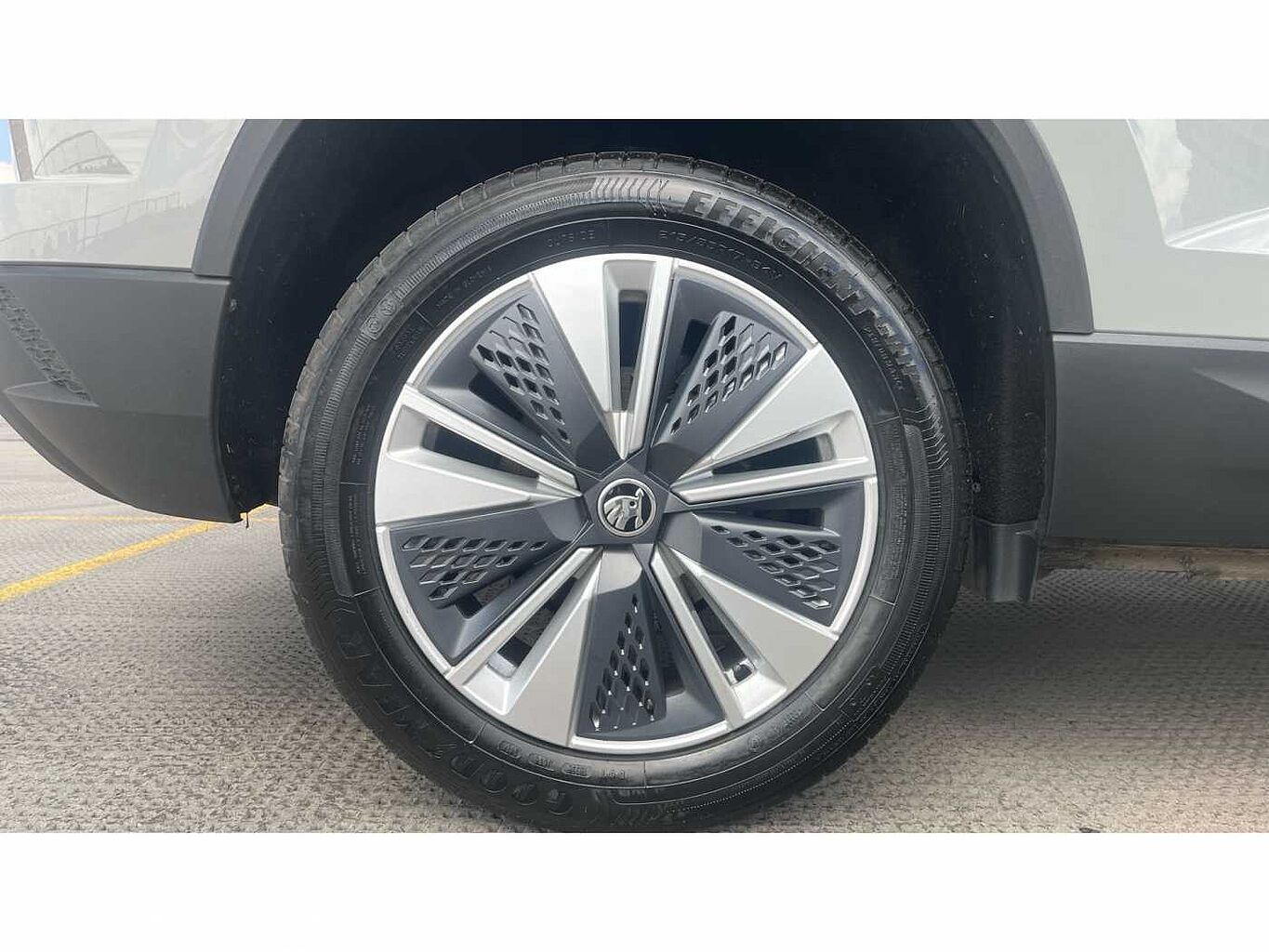 SKODA KAROQ 1.5 TSI SE Drive 5dr DSG