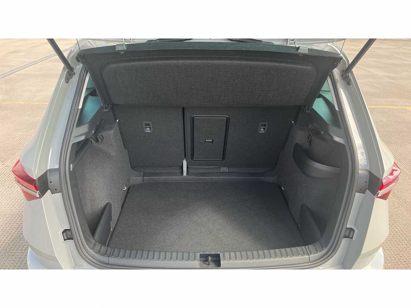 SKODA KAROQ 1.5 TSI SE Drive 5dr DSG