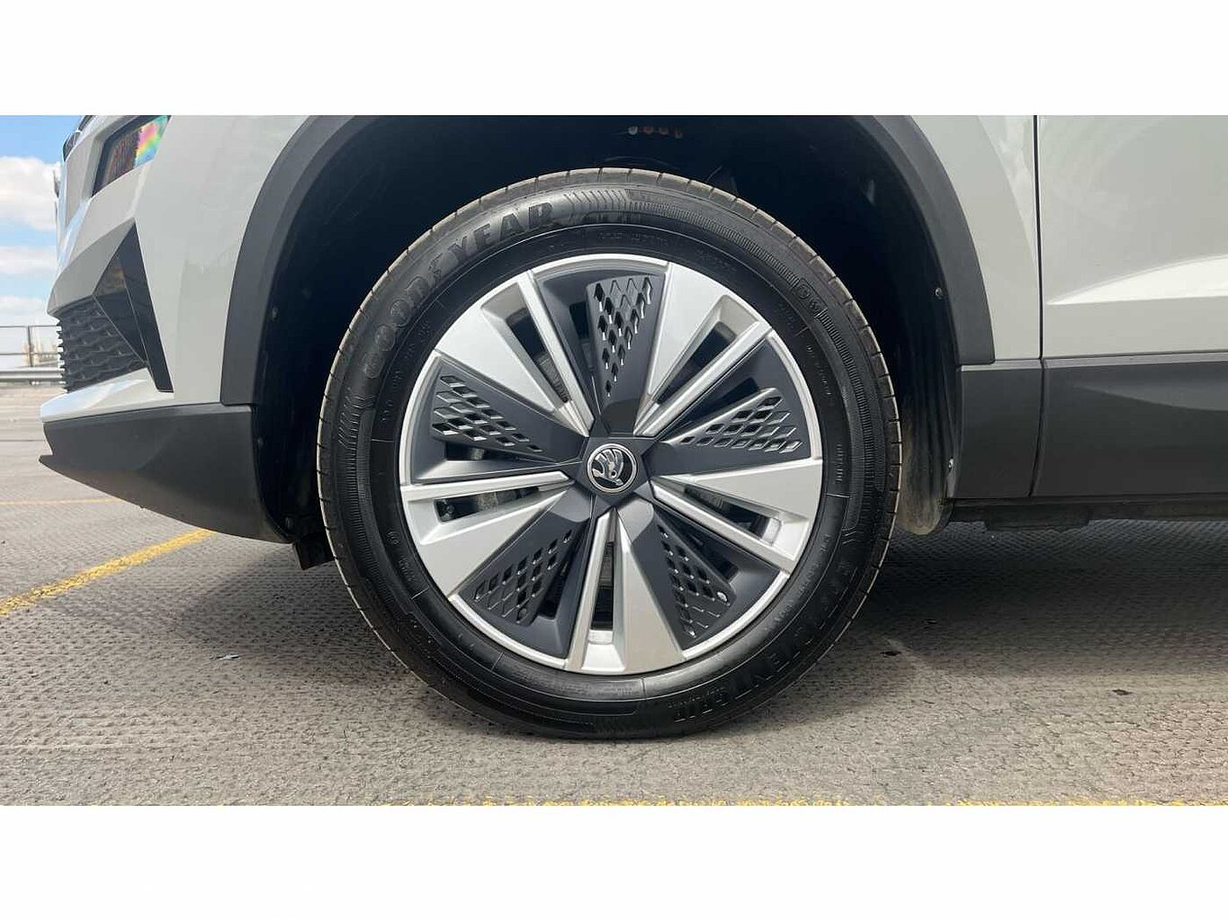 SKODA KAROQ 1.5 TSI SE Drive 5dr DSG