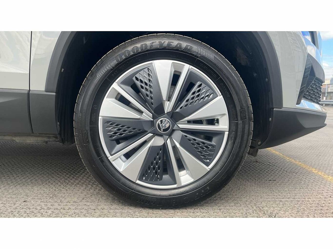 SKODA KAROQ 1.5 TSI SE Drive 5dr DSG