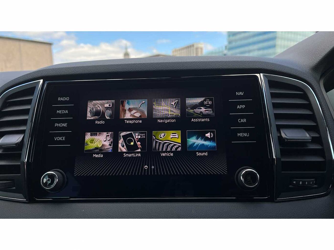 SKODA KAROQ 1.5 TSI SE Drive 5dr DSG