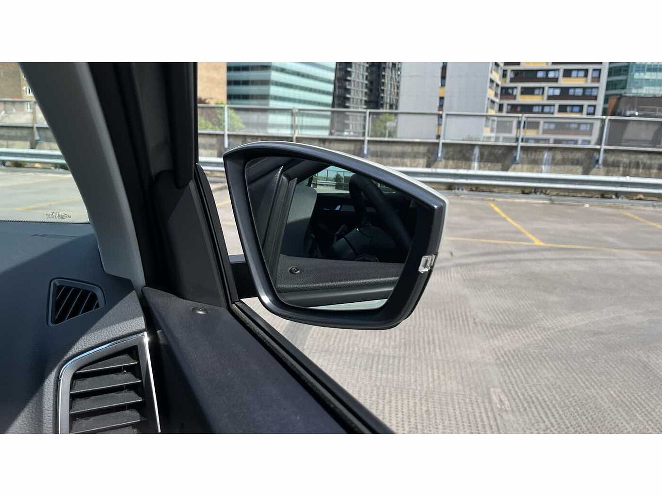 SKODA KAROQ 1.5 TSI SE Drive 5dr DSG