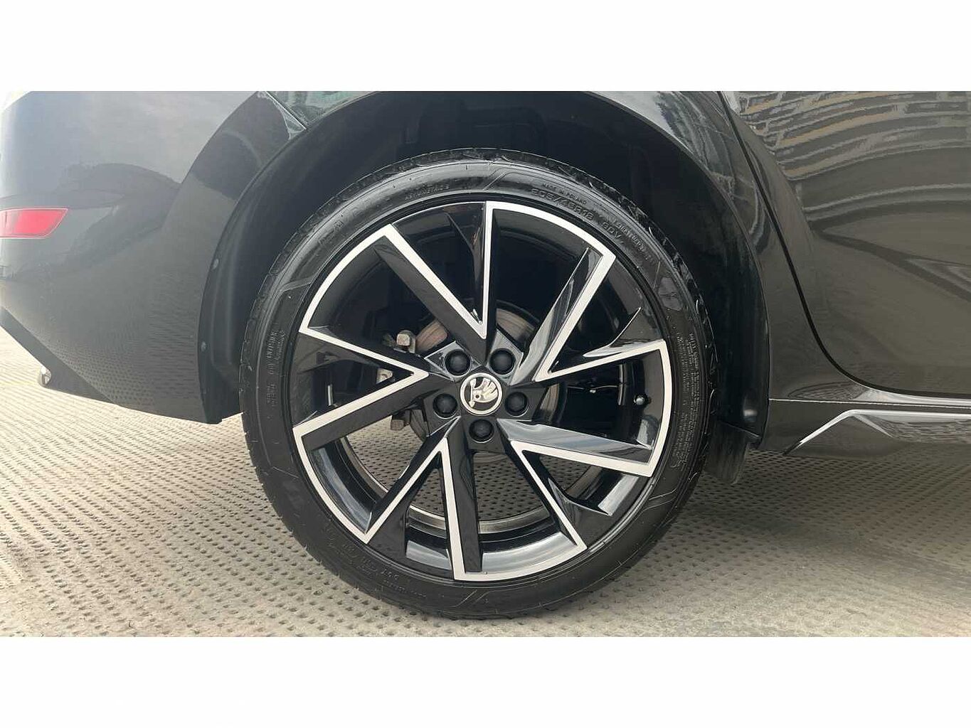 SKODA Scala 5-Dr 1.0 TSI (109ps) Monte Carlo DSG
