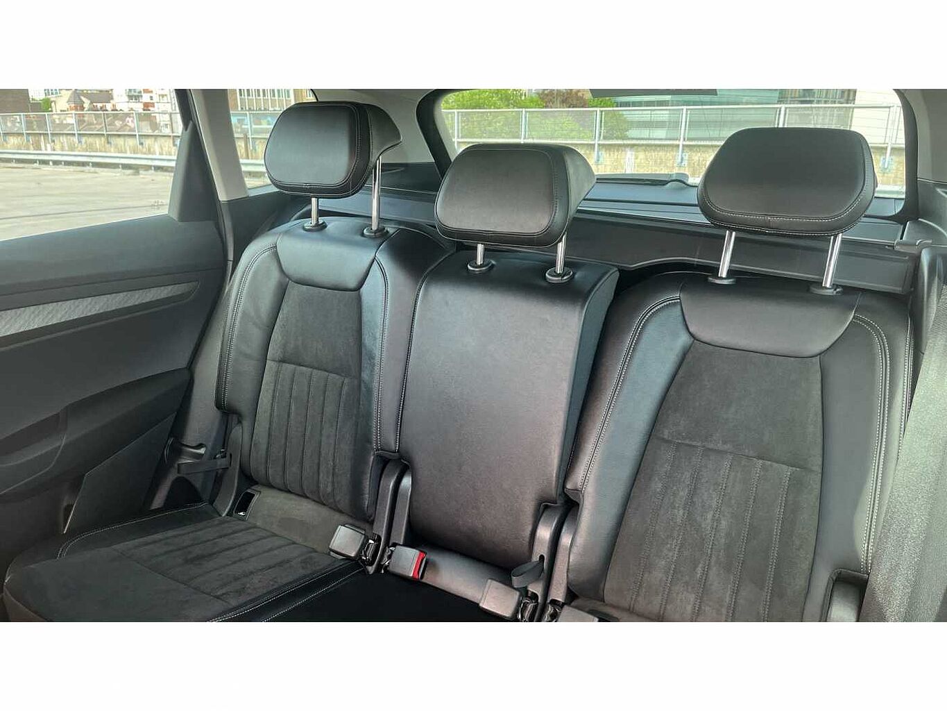 SKODA Karoq SUV 1.5 TSI (150ps) SE L ACT DSG