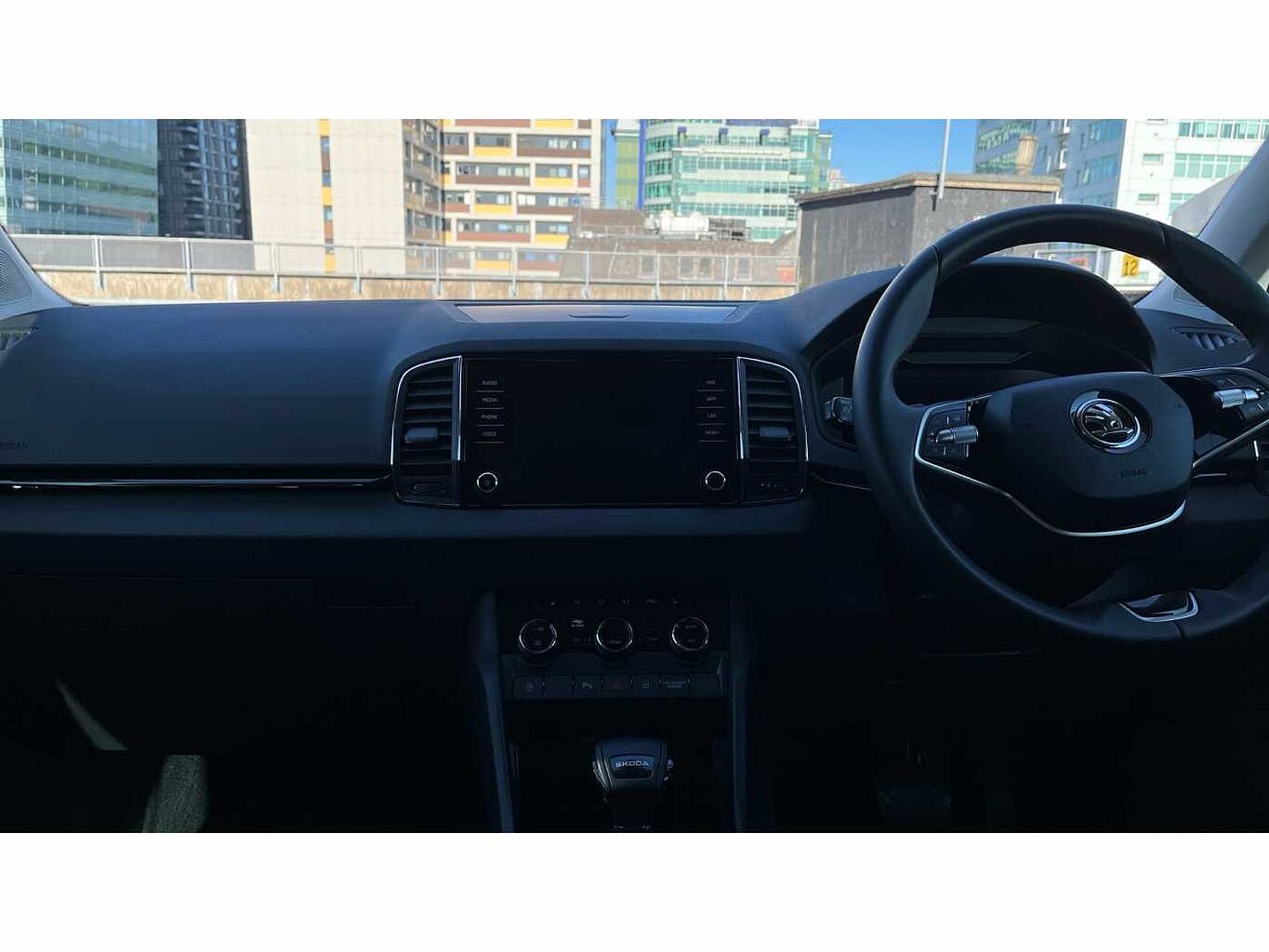 SKODA Karoq SUV 1.5 TSI (150ps) SE L ACT DSG